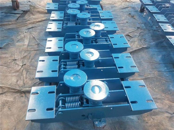 無(wú)極繩連續(xù)牽引車主壓繩輪組